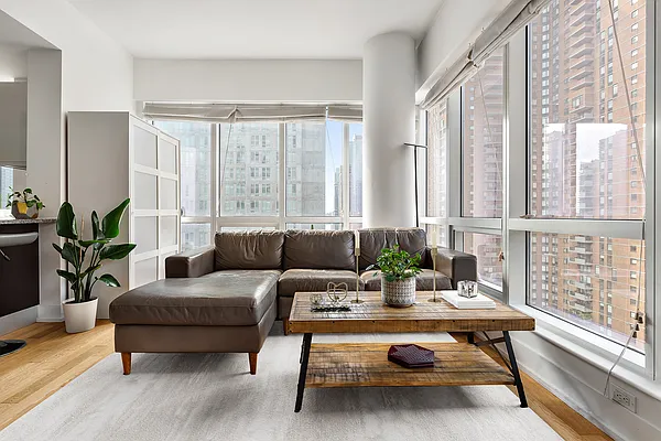 Rented by Compass | media 15