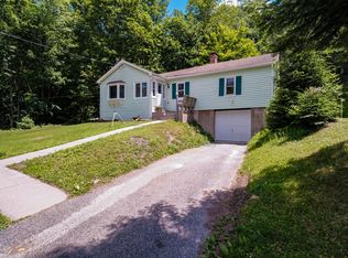 30 Hillside Ave, Great Barrington, MA 01230