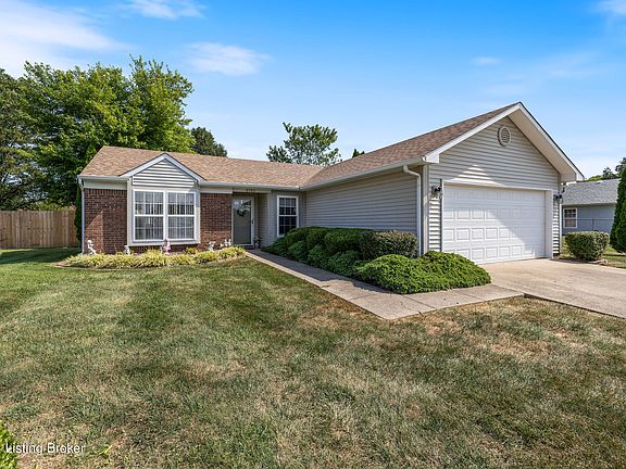 3rd image of 6703 Fenske Ln