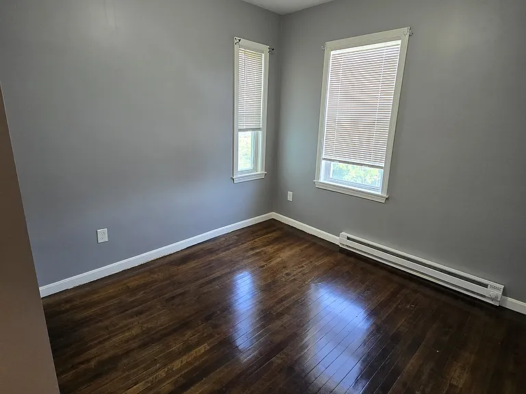 38 Fox St #3 — Photo 13