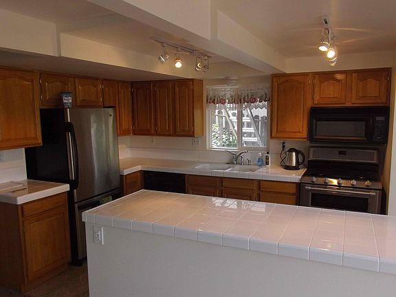 5th image of 27371 Oriole Dr