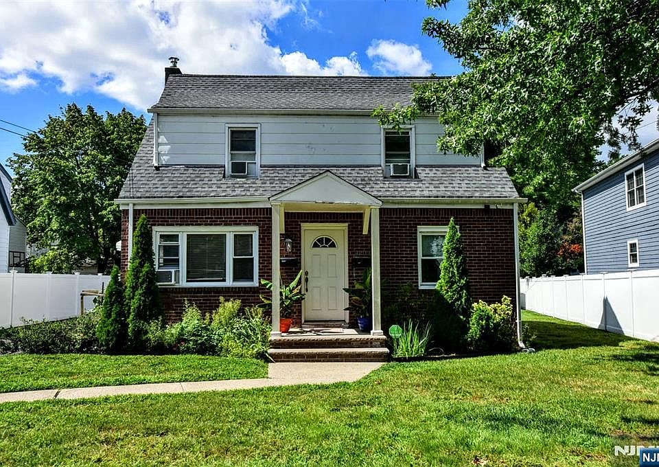 1st image of 420 S Prospect Avenue