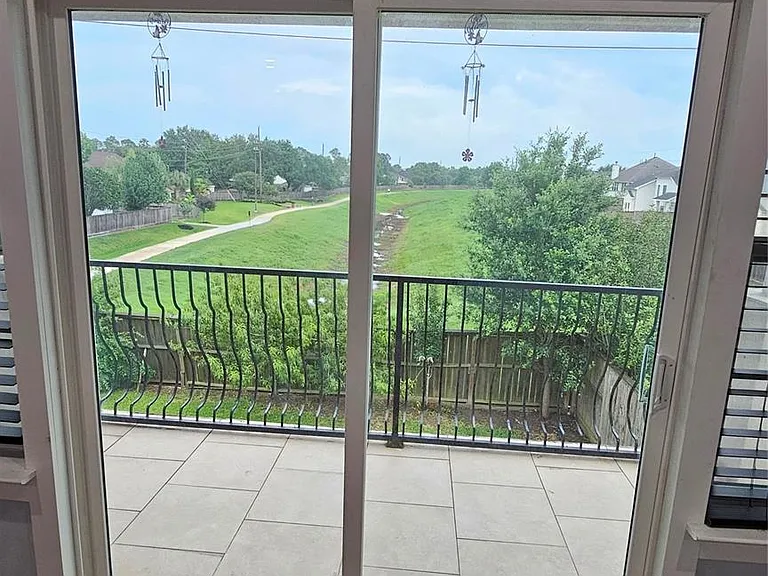 3715 Aldridge Dr — Photo 32