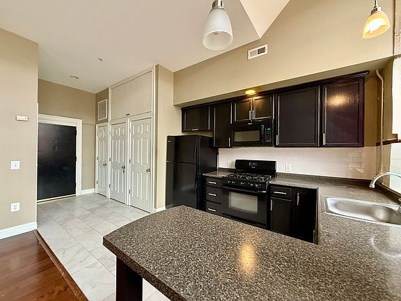 5th image of 319 E 24 Wetherill #105