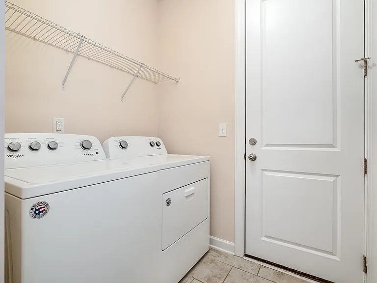 9320 Glenburn Ln — Photo 25