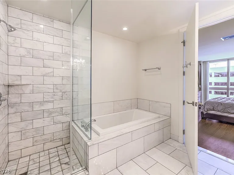 4471 Dean Martin Dr #307 — Photo 28