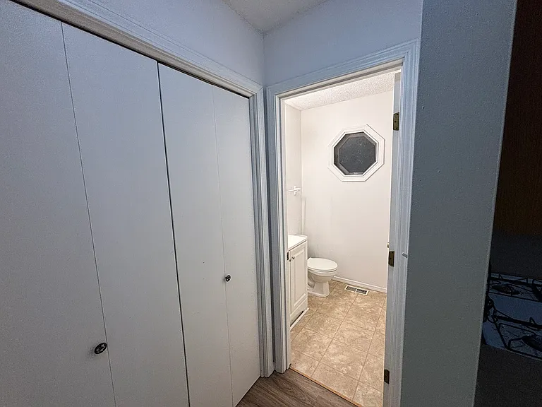 333 Woodlawn Ave — Photo 4