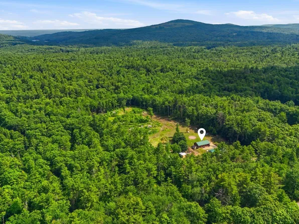 502 Hornetown Road, Farmington, NH 03835