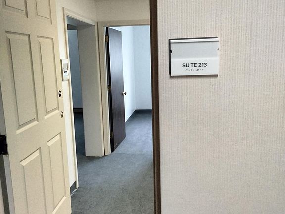 5th image of 33 Union St #213