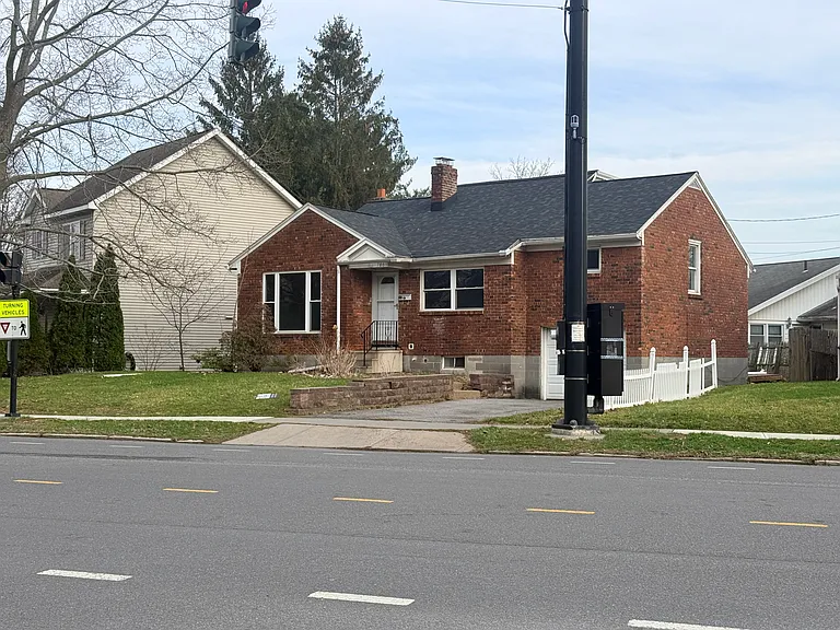 786 New Scotland Ave — Photo 29