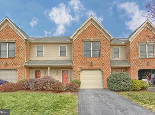 106 Hunters Ridge Dr, Harrisburg, PA 17110