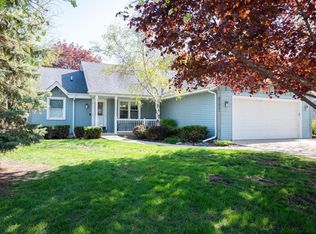 6325 72nd St, Kenosha, WI 53142