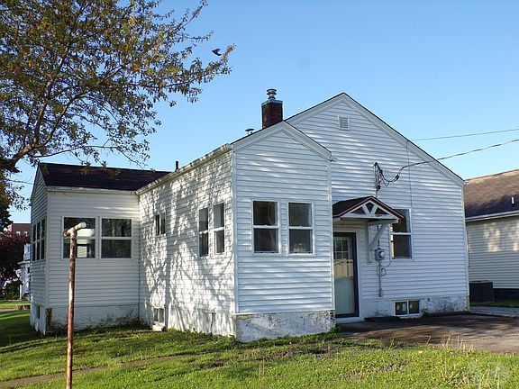4th image of 2201 Avenue G