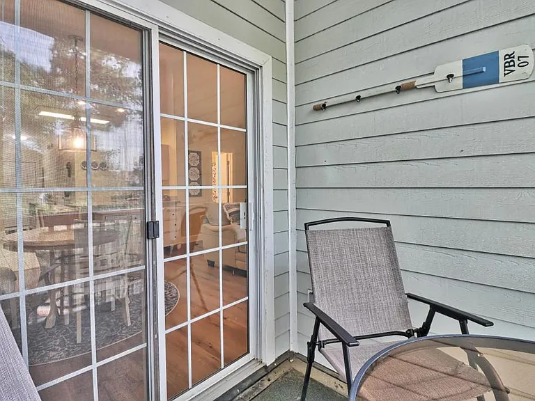 698 Riverwalk Dr — Photo 14