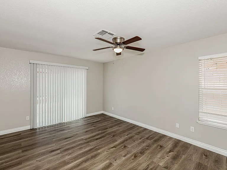 350 Keating St — Photo 10