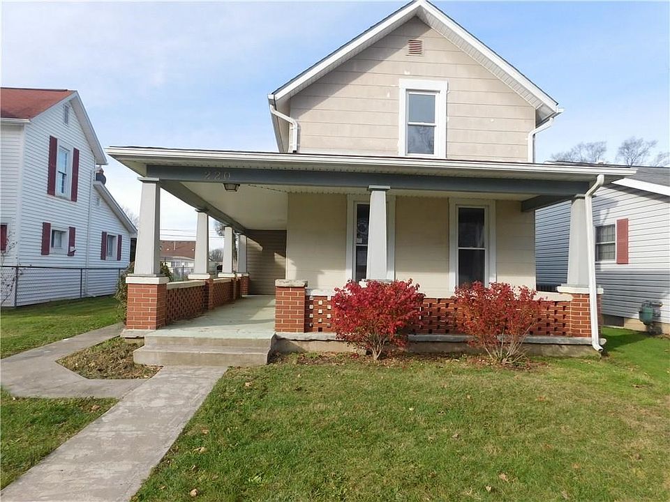 1st image of 220 Sara St