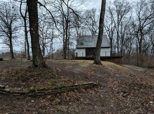 32893 Teney Hollow Rd, Brighton, IL 62012