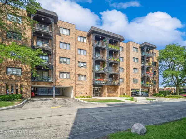 9375 Landings Ln Unit 407, Des Plaines, IL 60016