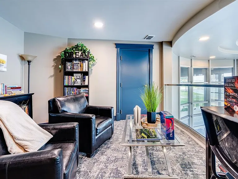 1225 Riverside Dr E #202 — Photo 31