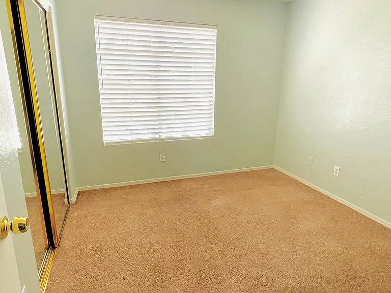 11362 W Hopi St — Photo 15