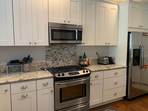 2nd image of 3839 Creststone Pl