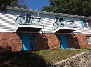 6 Behrle Dr, Ansonia, CT 06401