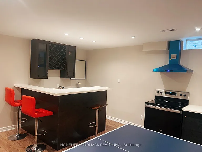 8 Stony Hill Blvd — Photo 5