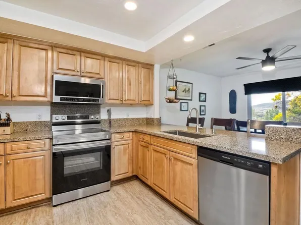3149 Avenida Olmeda, Carlsbad, CA 92009