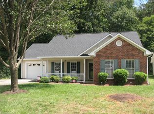 215 Haven Grove Trl, Clemmons, NC 27012