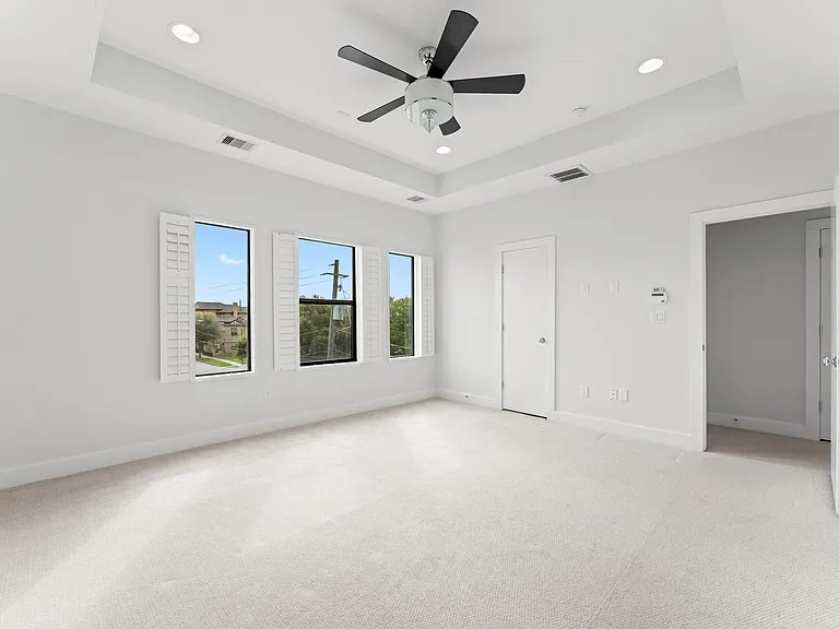 2909 Gillespie St #A — Photo 29