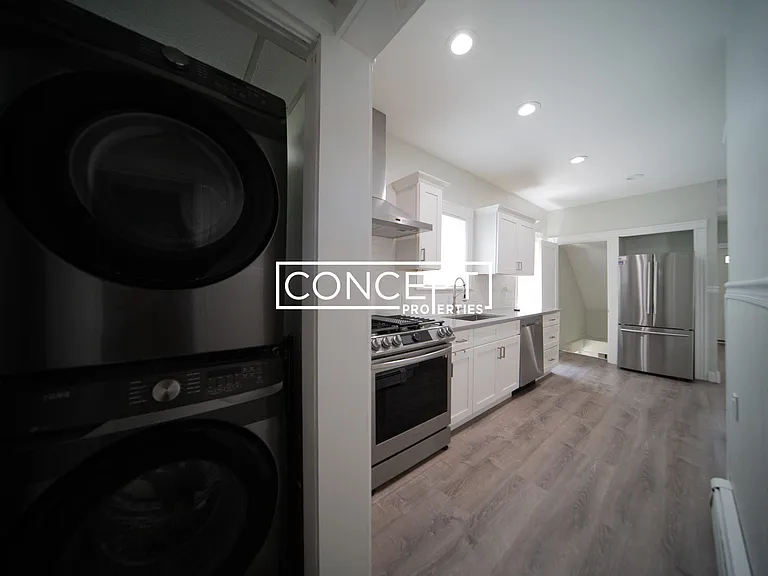 14 Richardson St #1 — Photo 1