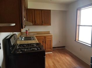 9511 Community Rd APT F, Windham, OH 44288