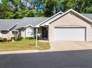 158 S Villa Dr, Connersville, IN