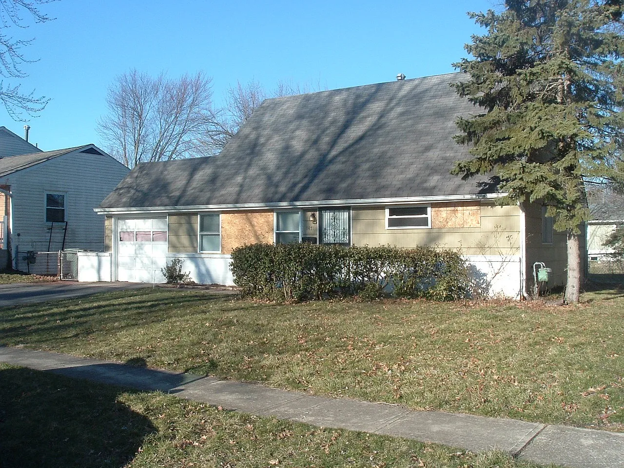 1471 Lillian Ln photo 1