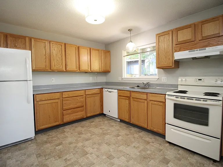 7324-7326 N Greeley Ave #7326 — Photo 7