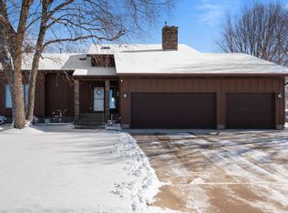 1410 Sunset Dr SW, Owatonna, MN 55060