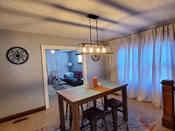 5th image of 609 Fairwood Ave #611