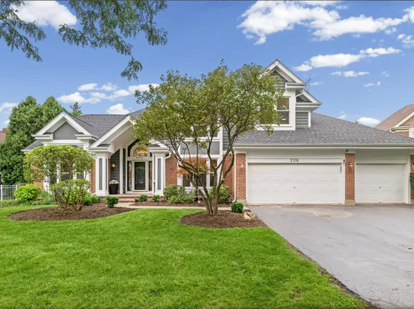 2116 Birchwood Ln, Buffalo Grove, IL 60089