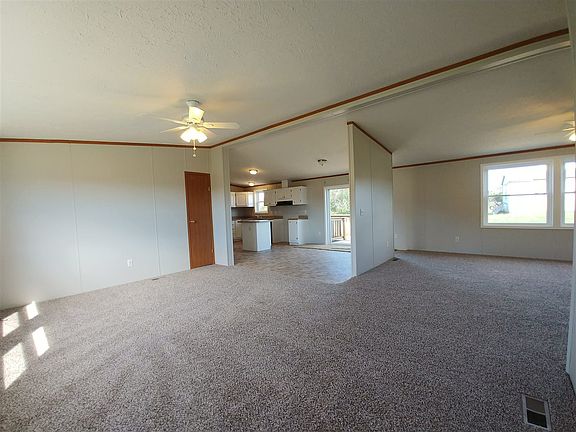 2nd image of 100 Idlewood Dr