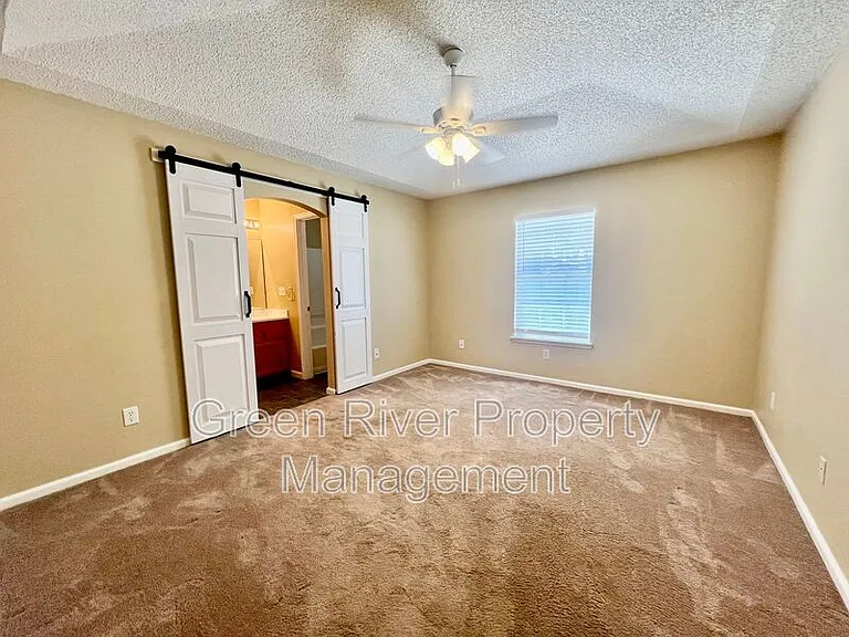 13140 Staffordshire Dr S — Photo 15