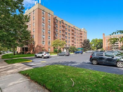 8409 155th Ave APT 5C, Howard Beach, NY, 11414
