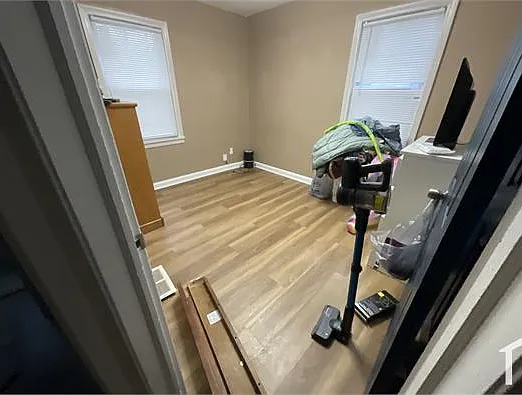 3 bed, $2,300 — Photo 3