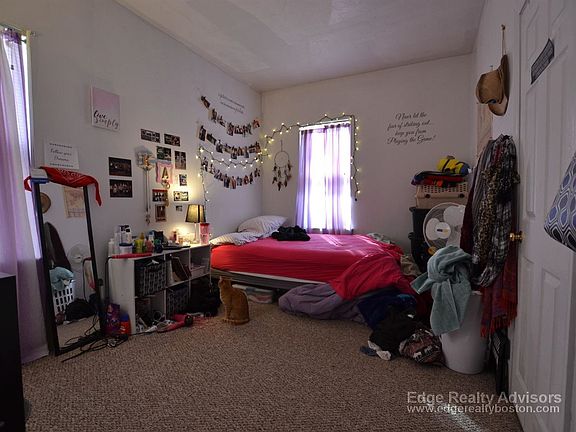 internal_unit_photo_0.96875