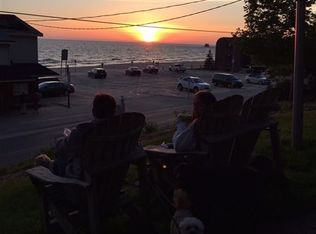 60 Poplar Rdg, Grand Haven, MI 49417