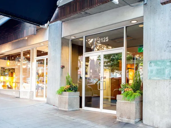 2125 1st Ave APT 1702, Seattle, WA 98121