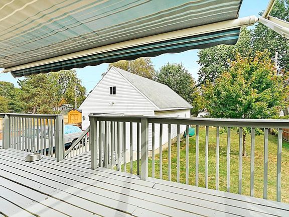 3rd image of 3294 Tareyton Dr