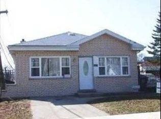 8707 45th Pl, Lyons, IL