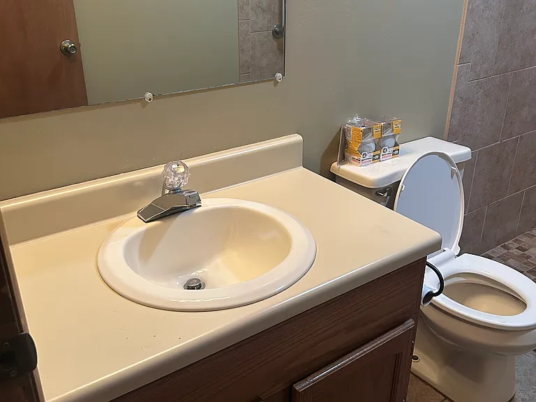 282 State Line Rd — Photo 16