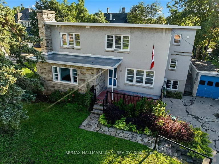 15 Parkside Dr #3 — Photo 40
