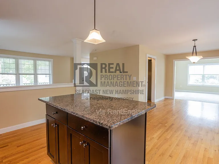 8 Winslow Dr — Photo 4